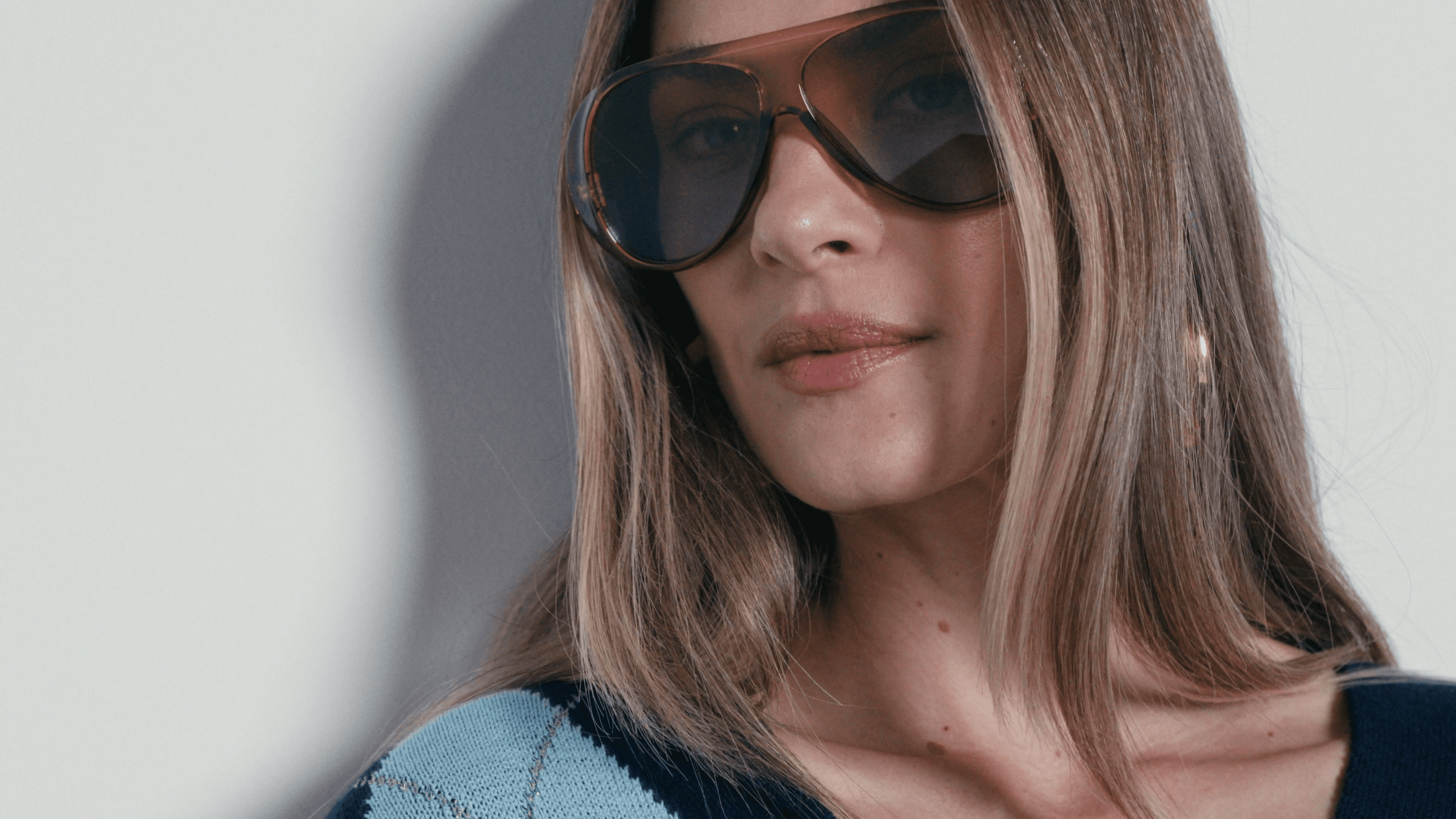 Dinha Tricot frame 10