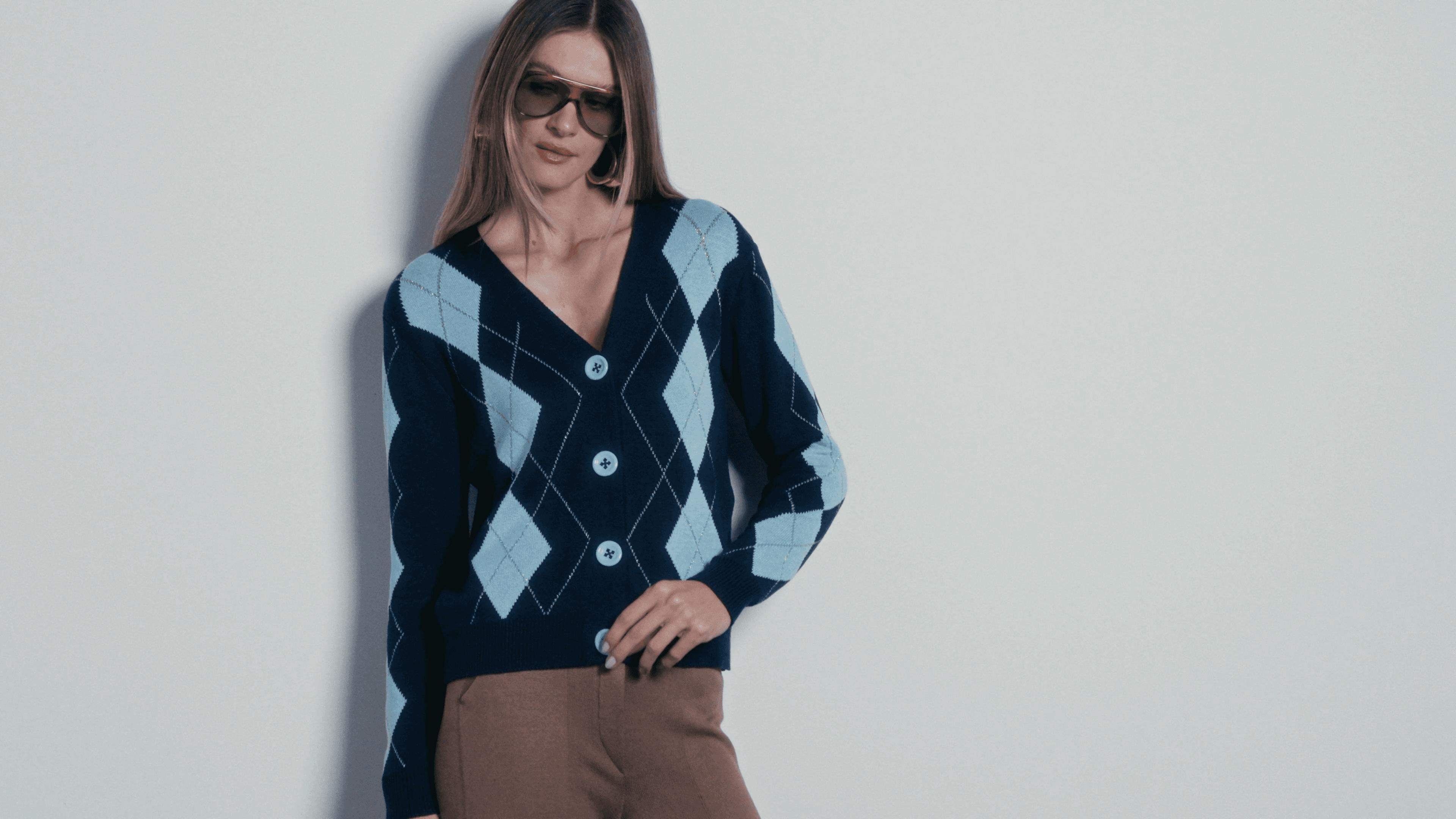 Dinha Tricot frame 12