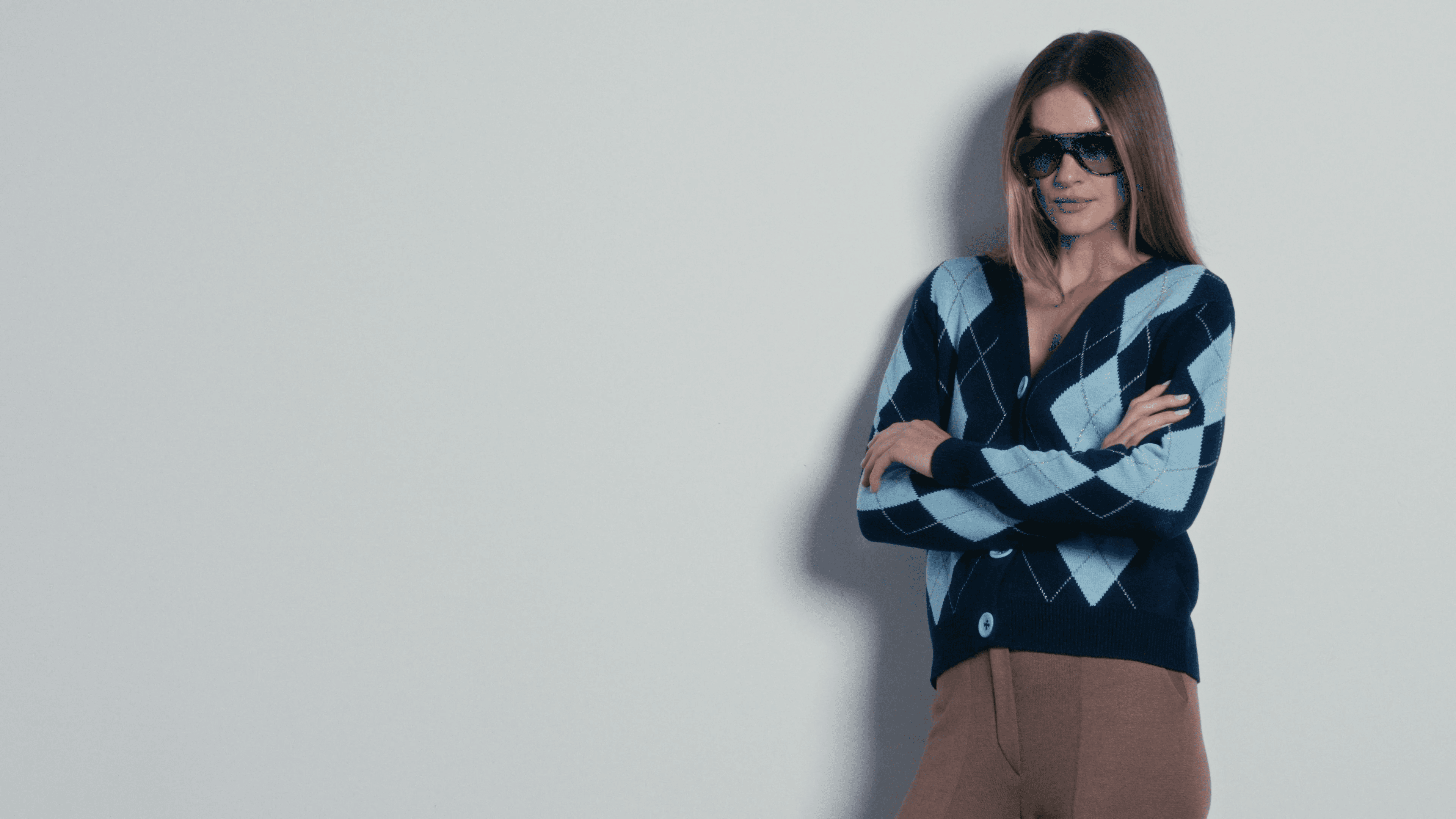 Dinha Tricot frame 27