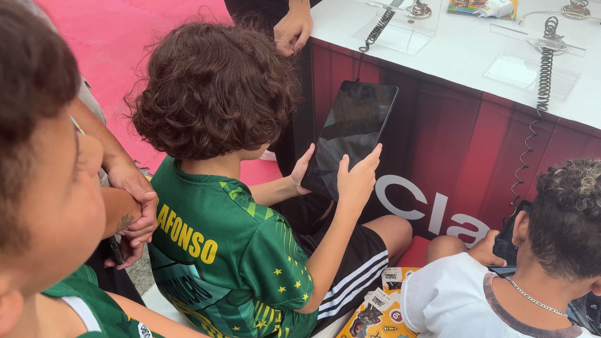 Favela Gaming — frame 35