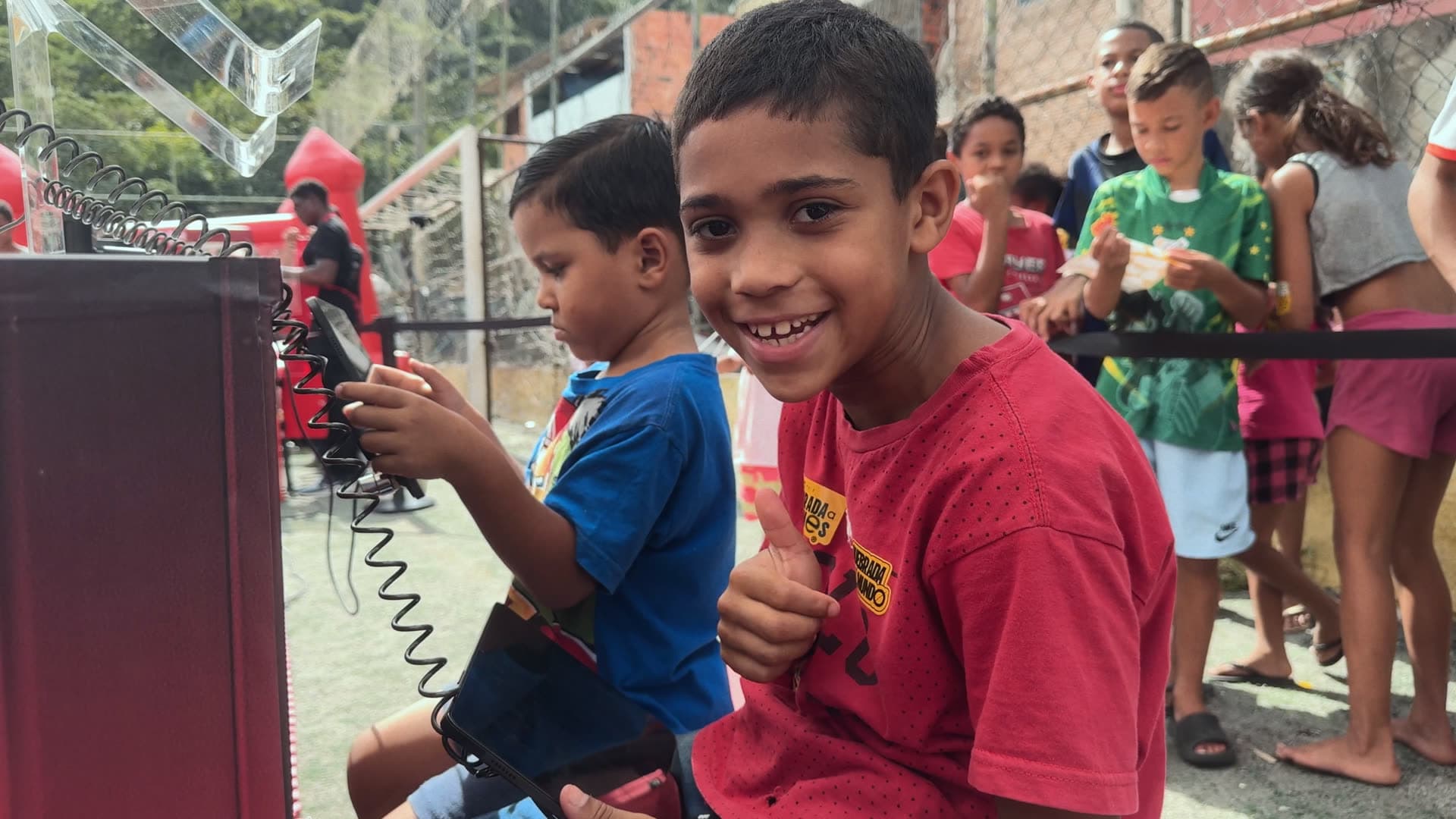 Favela Gaming — frame 44