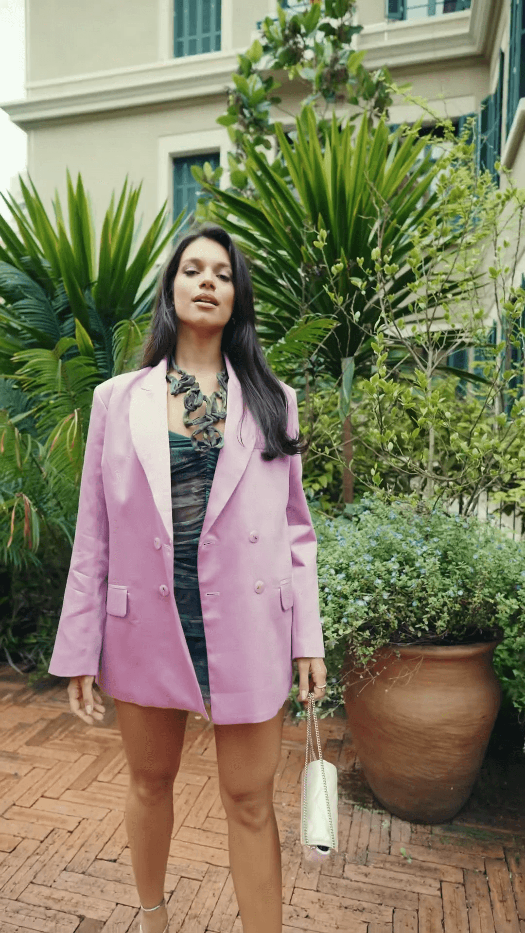 La Sirène × Ginger frame 22