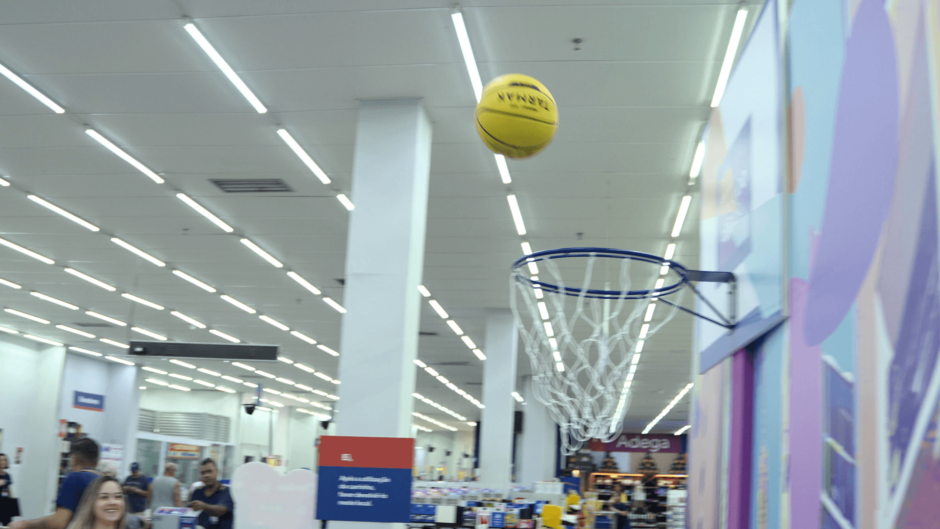 Nestlé — frame 14