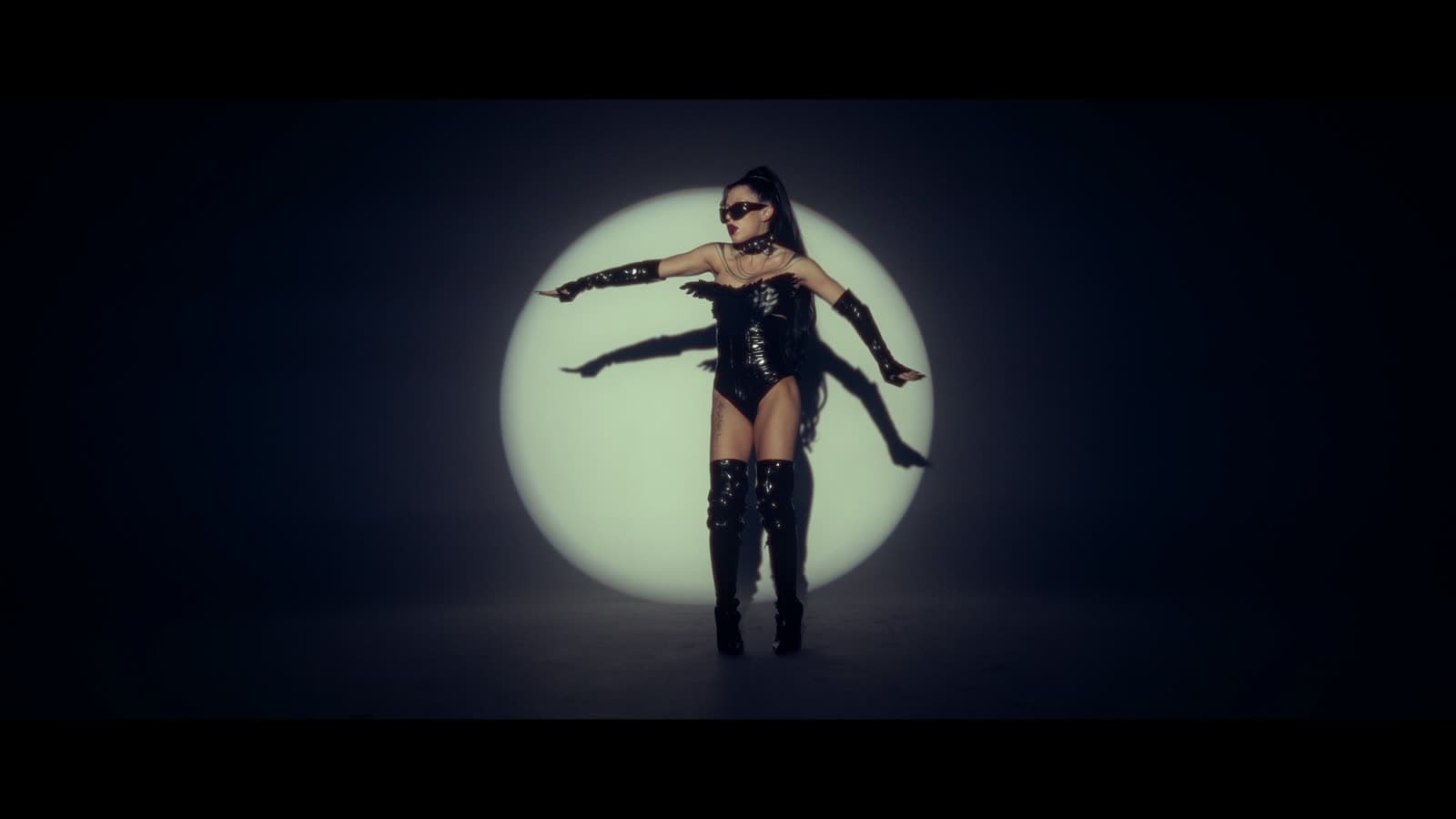 Voguing frame 8