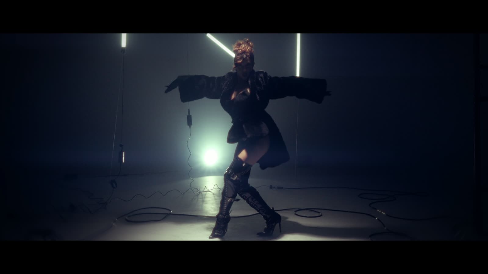 Voguing frame 10