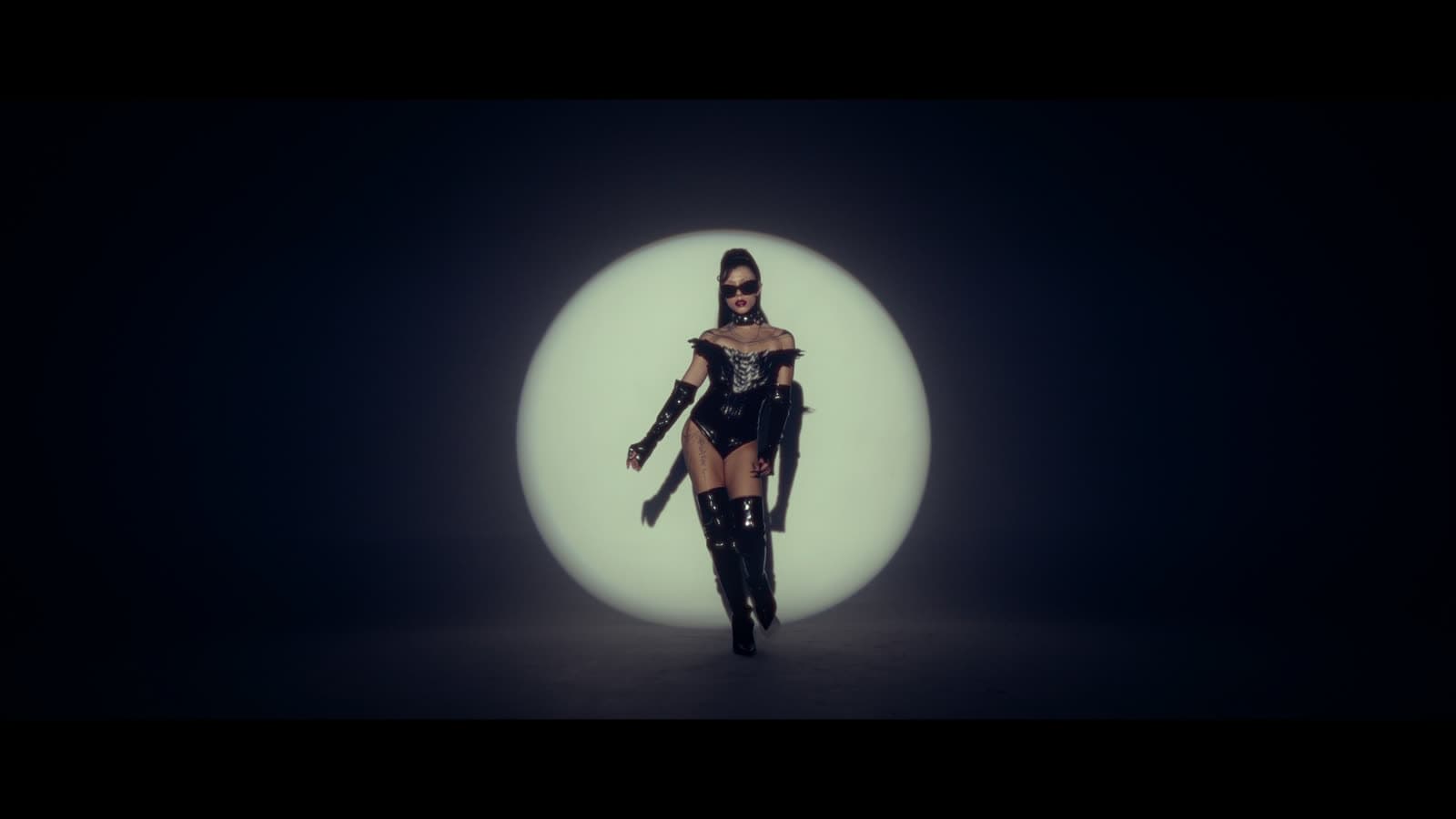 Voguing frame 19