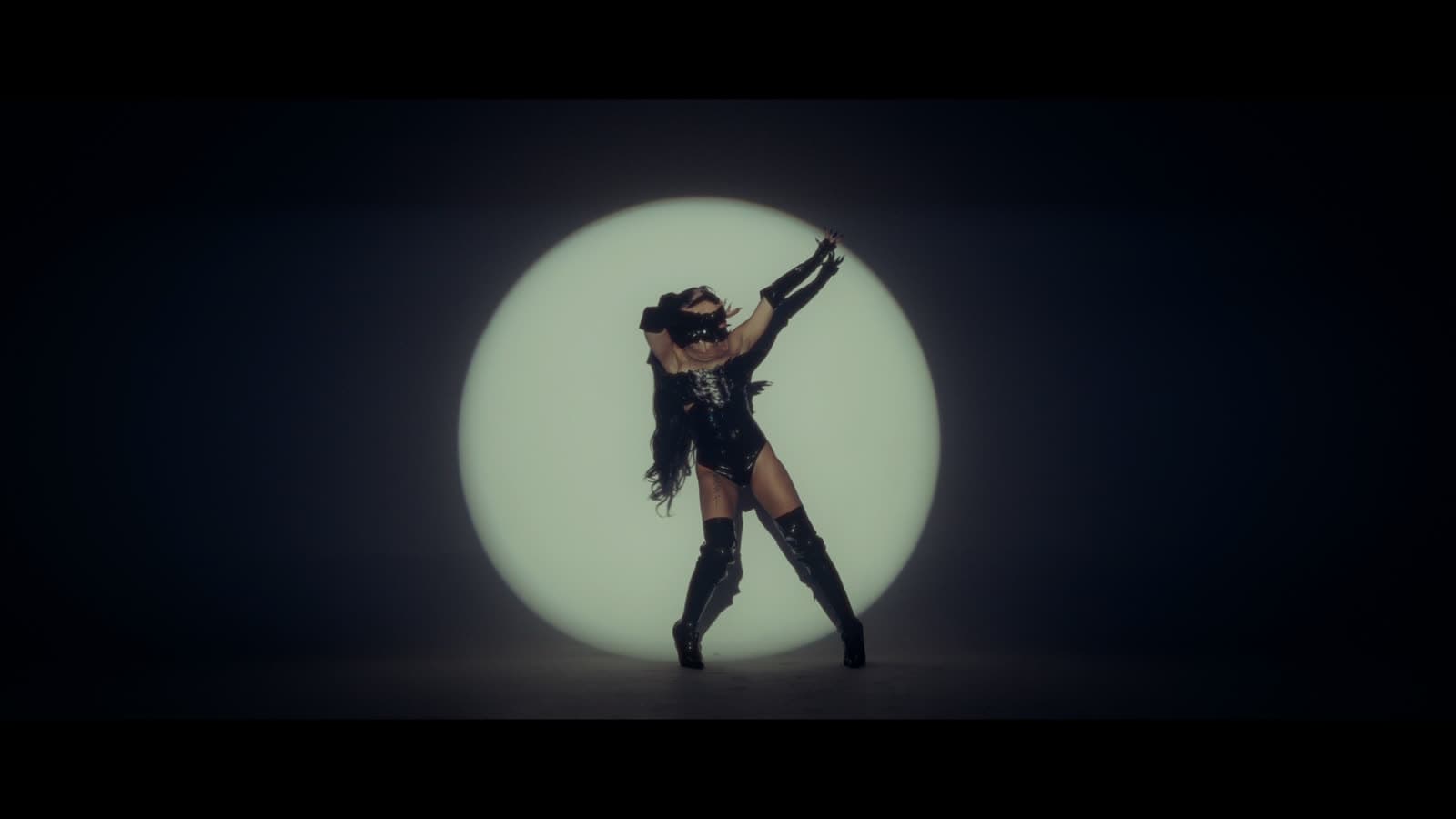 Voguing frame 38